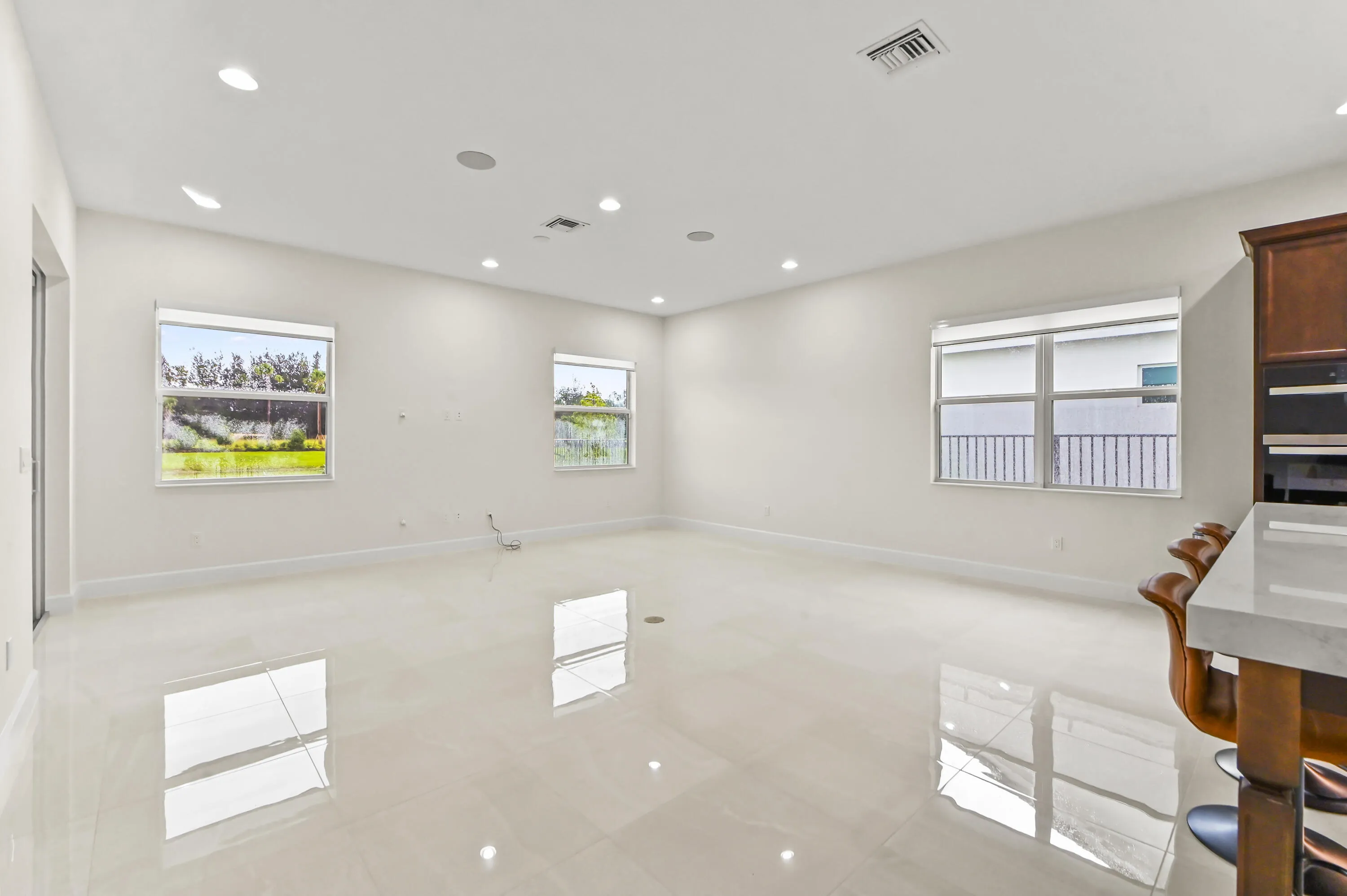 11 Dining room 01