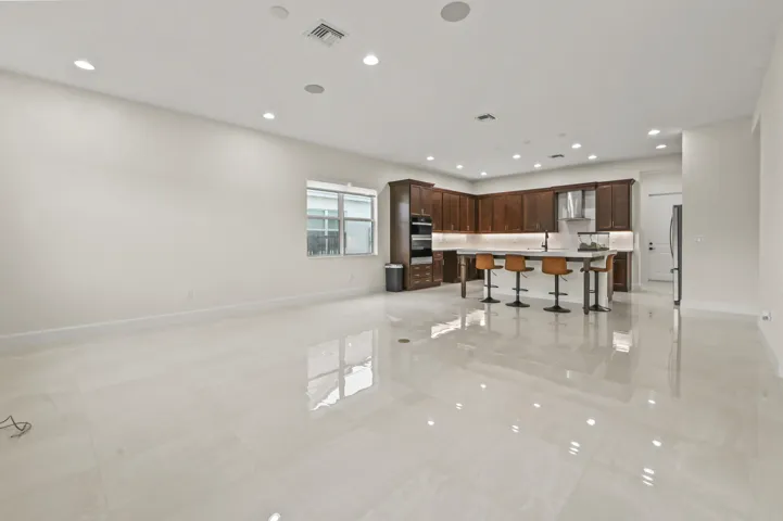 12 Dining room 02