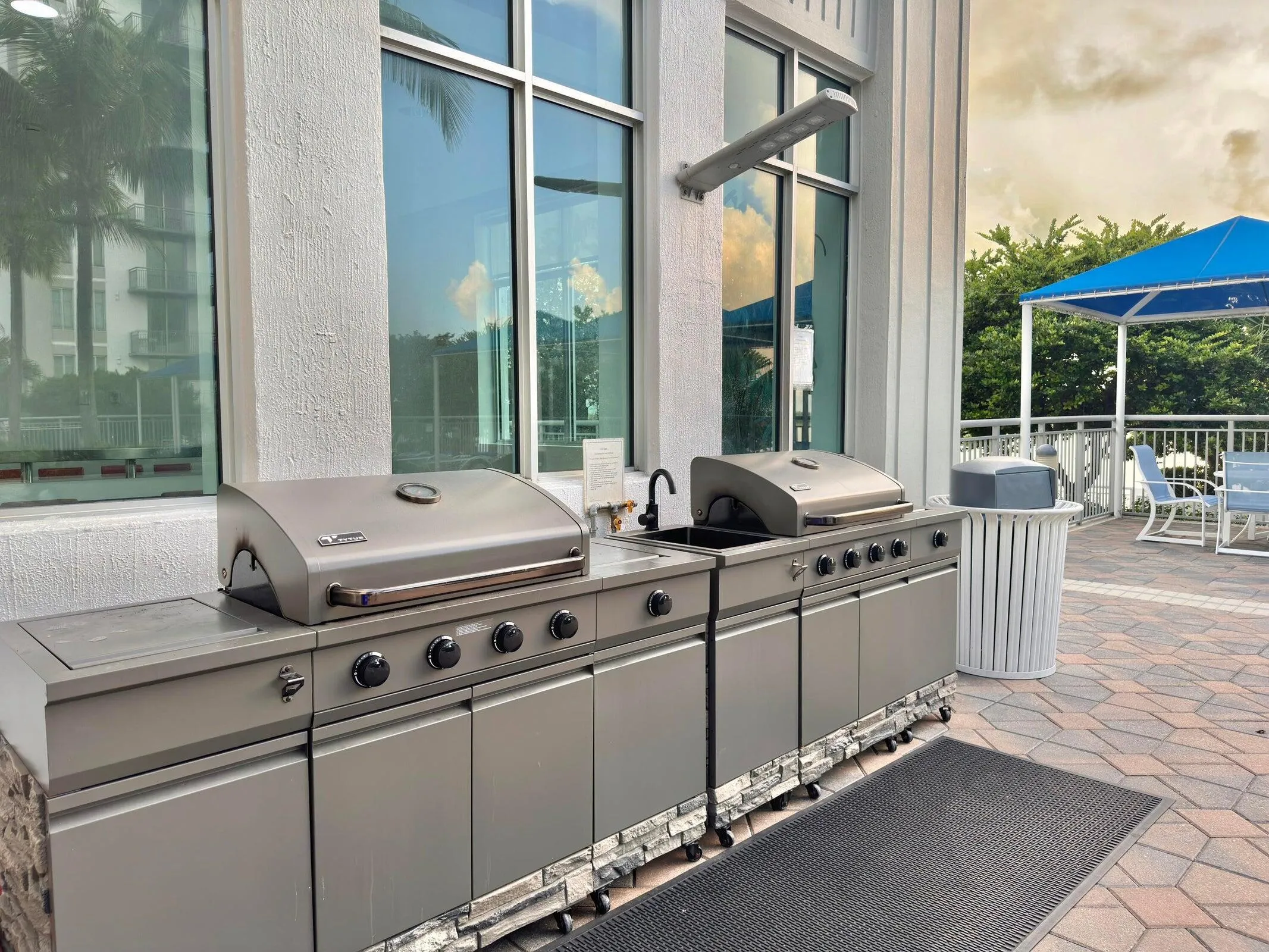 Grill area