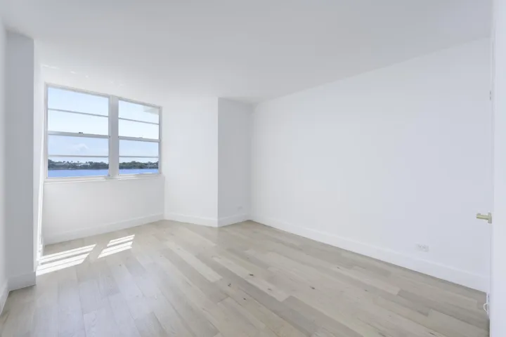 2800 N Flagler Dr Apt 709 West-print-008