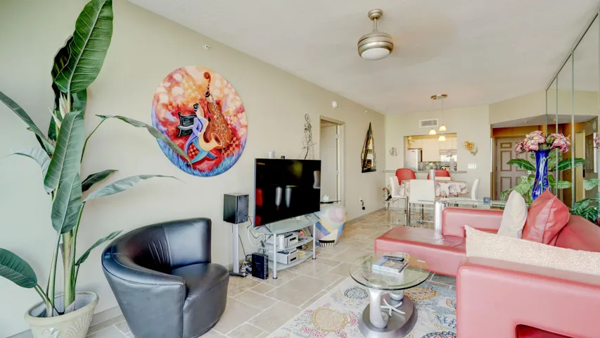 3020 Northeast 32nd Ave unit 606-11