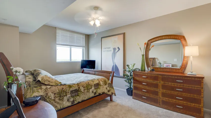 3020 Northeast 32nd Ave unit 606-24