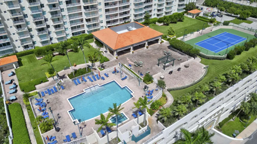 3020 Northeast 32nd Ave unit 606-50
