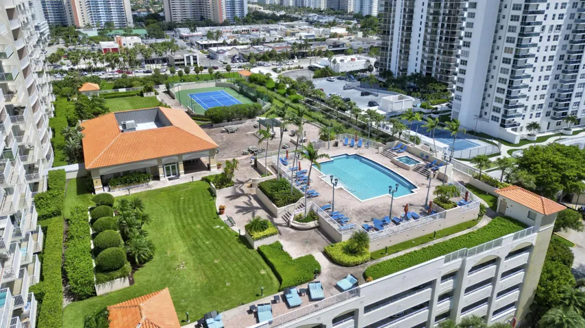 3020 Northeast 32nd Ave unit 606-67