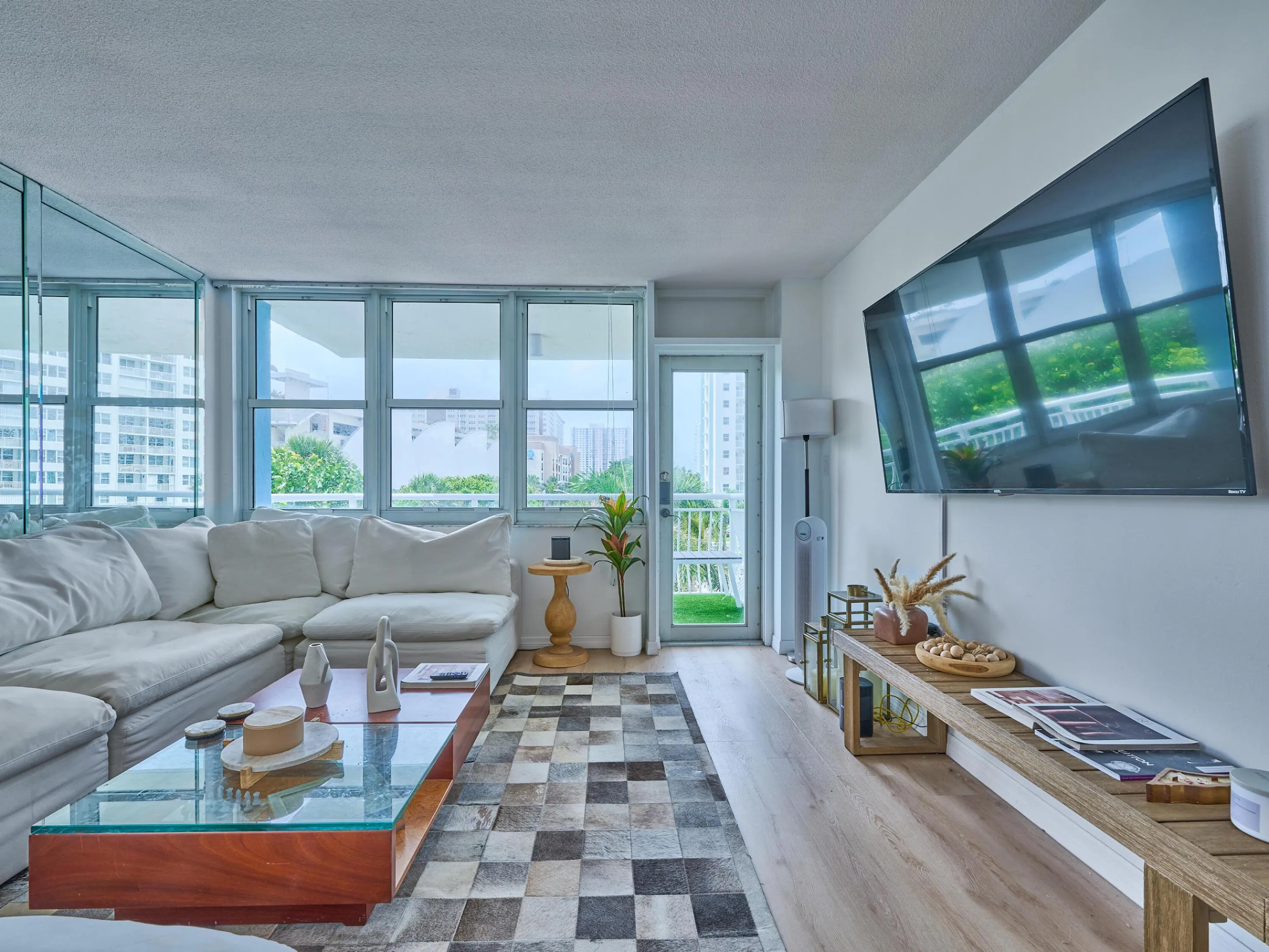 Living Room | Filled with natural light and spacious