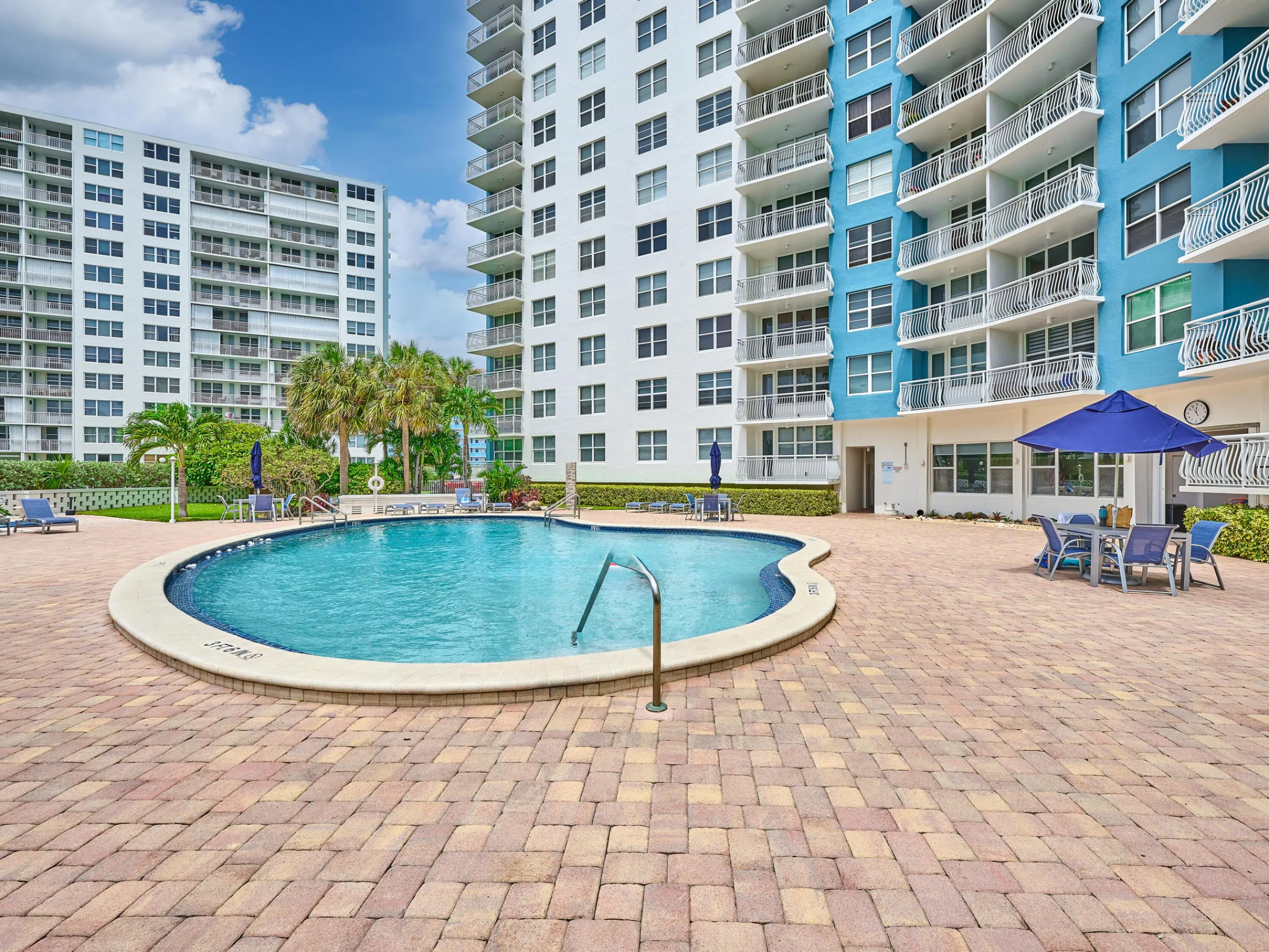 Swimming Pool | Resort-style pool with a spacious sun deck