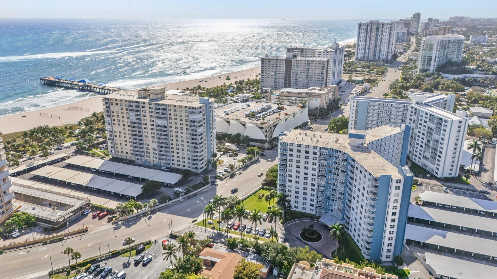 Beach & Pier | Enjoy the nearby sandy beach and iconic Pompano Beach Fisher Family Pier