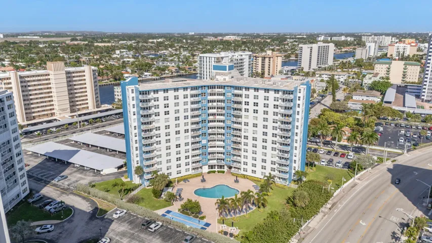 Neighborhood | Experience the vibrant Pompano Beach waterfront lifestyle