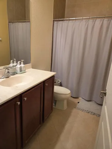 2nd Full Bathroom