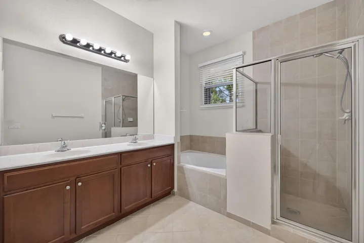 26-web-or-mls-3A5A7822