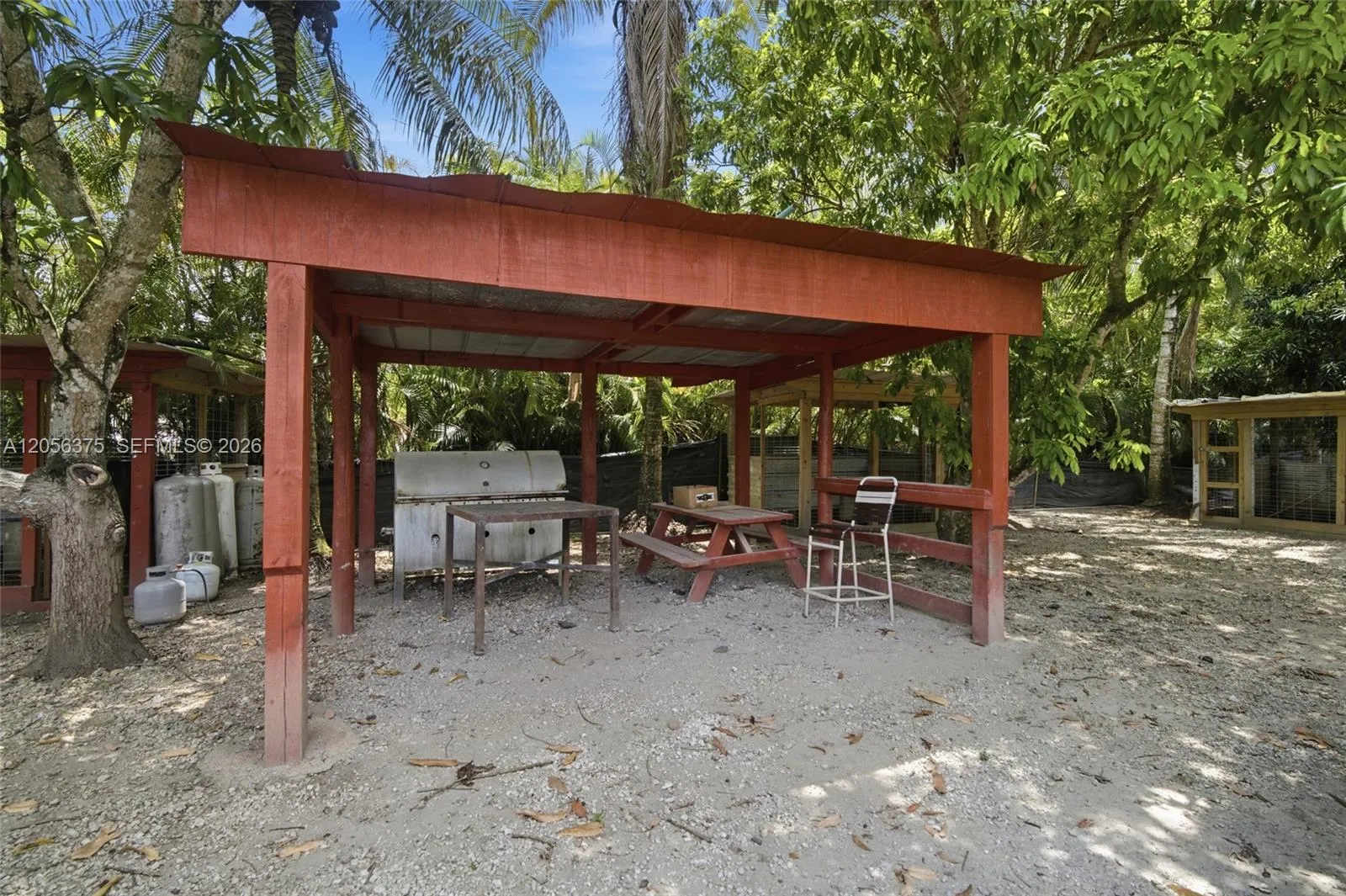 Property photo 24