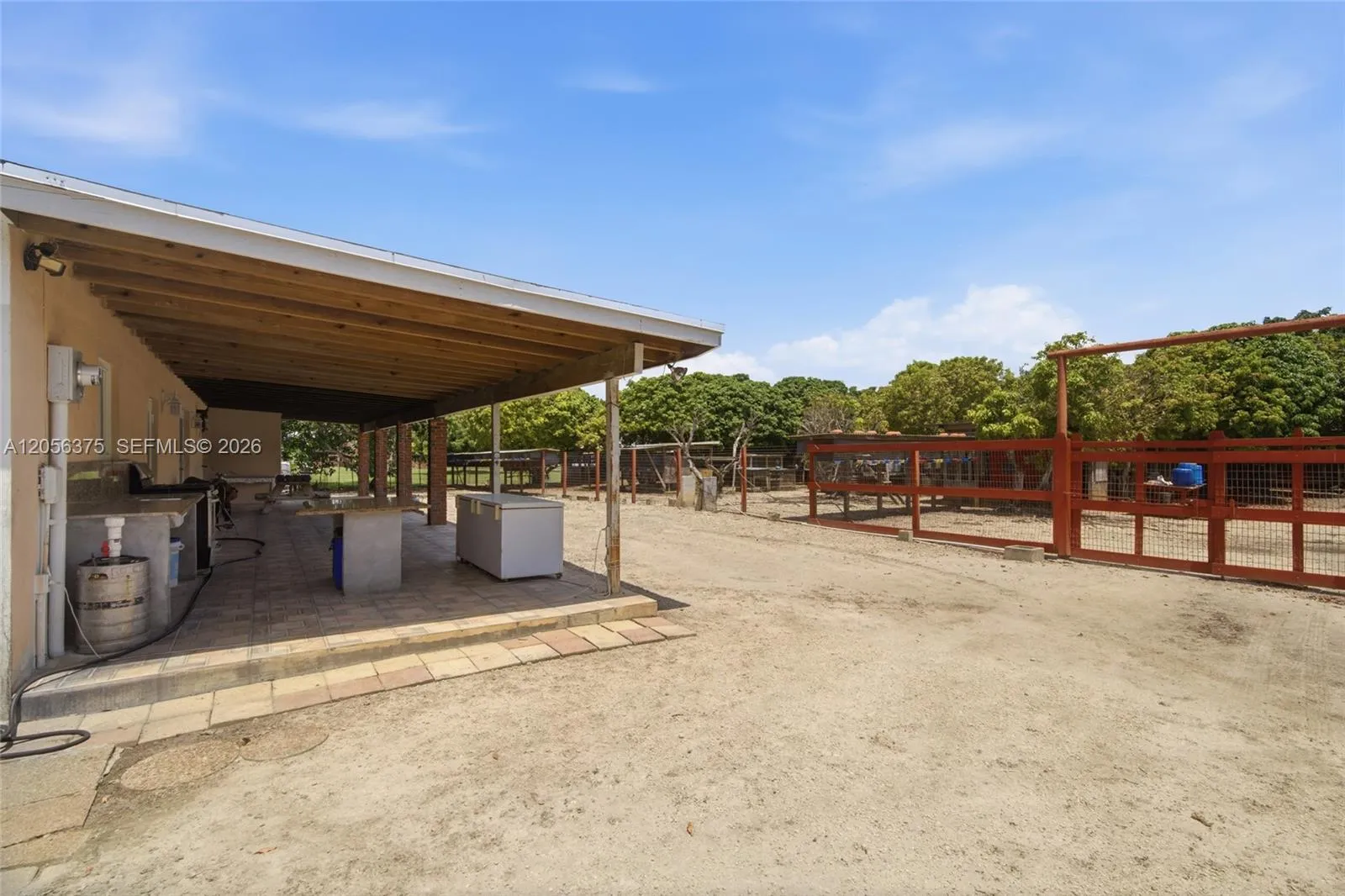 Property photo 33