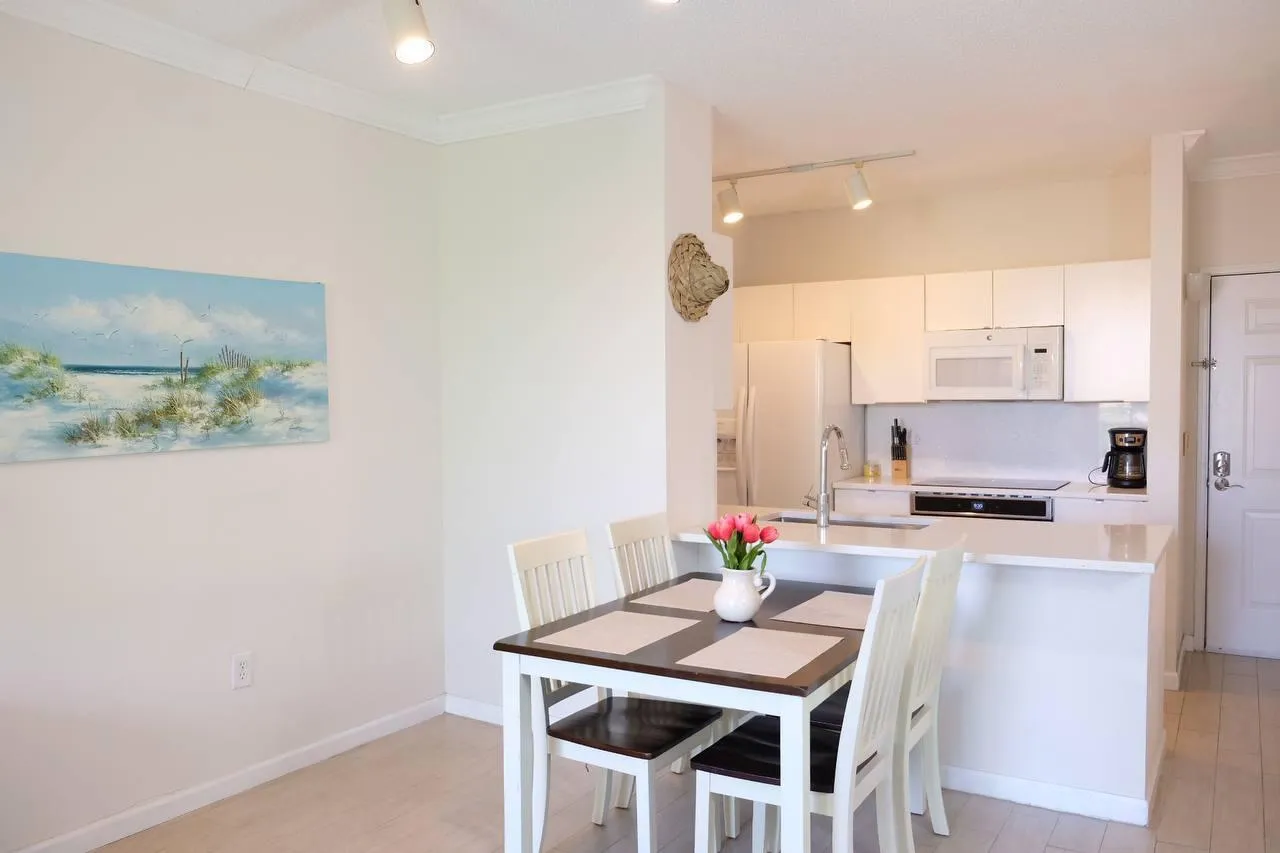Dining / Kitchen