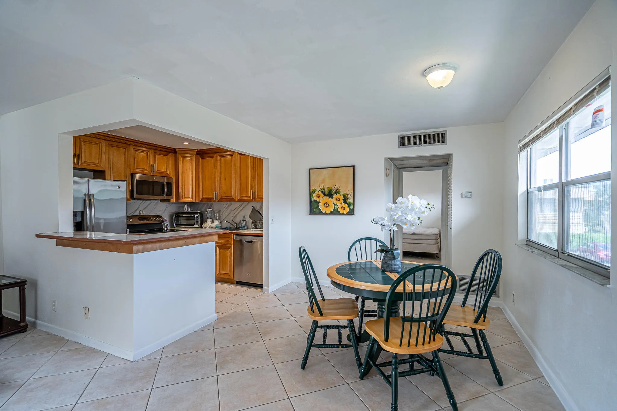 kitchen Dine