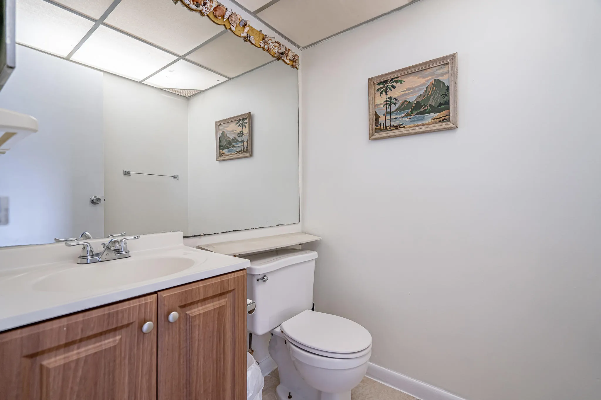 Bathroom 467 sax