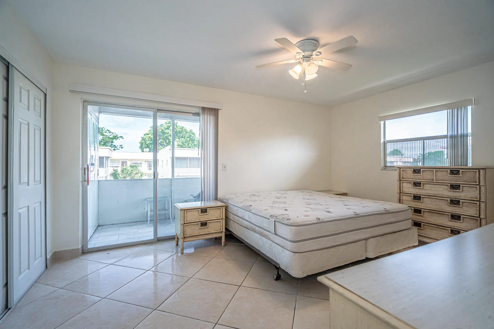 467 Sax Bed