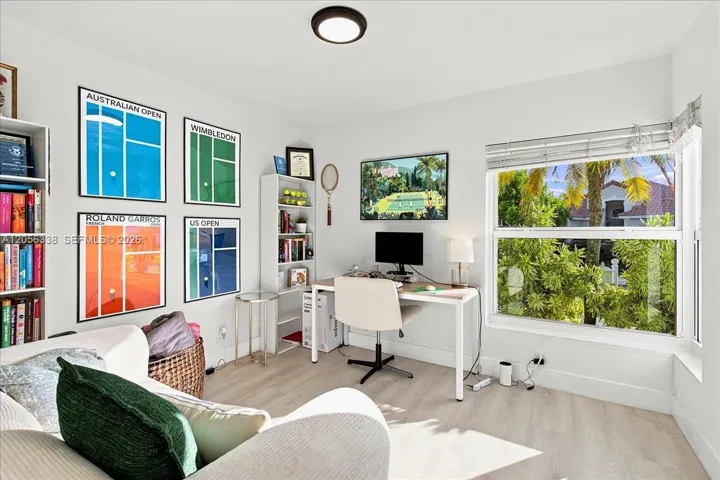 BRIGHT AND SPACIOUS SECOND BEDROOM!