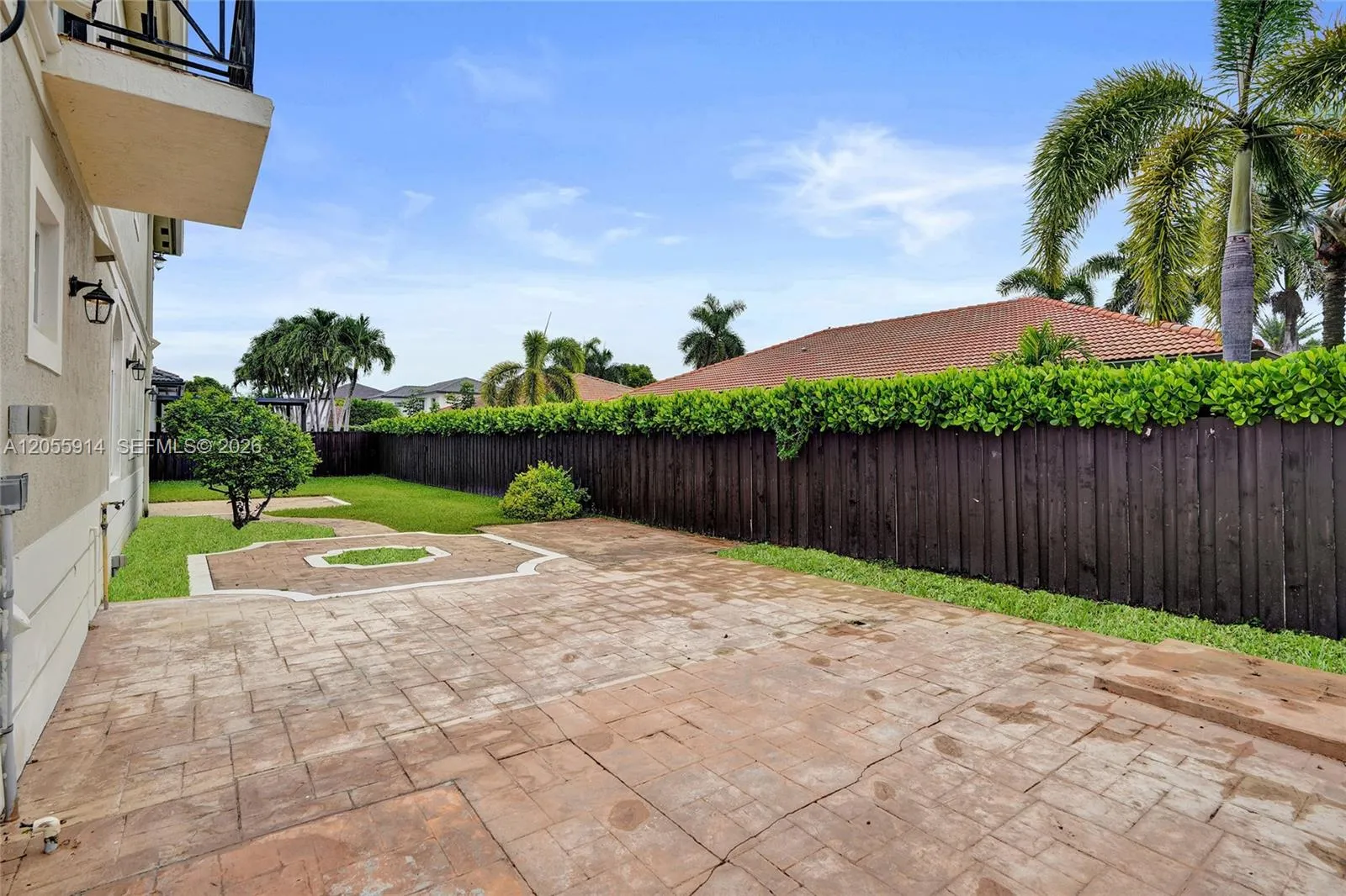 Property photo 77