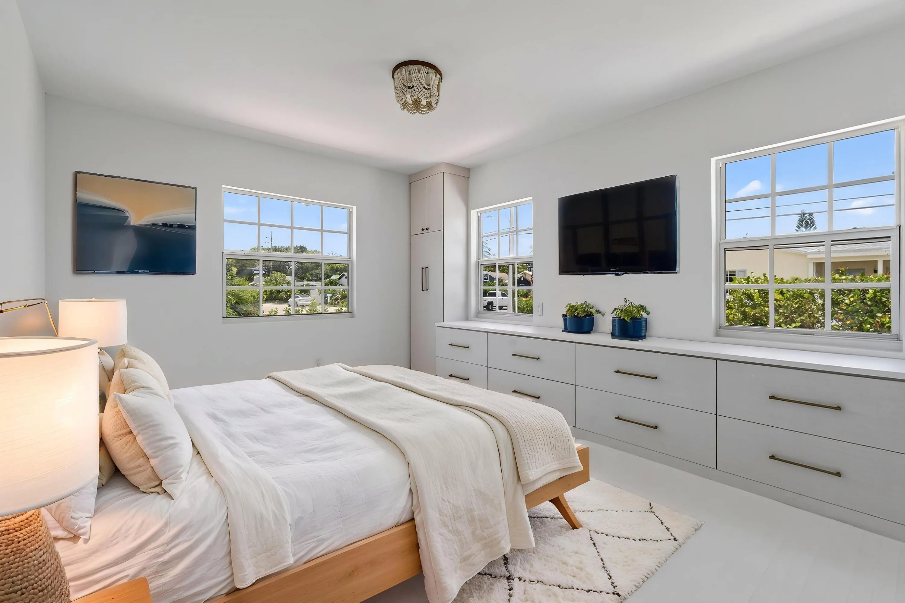 PrimaryBedroom - Virtually Staged