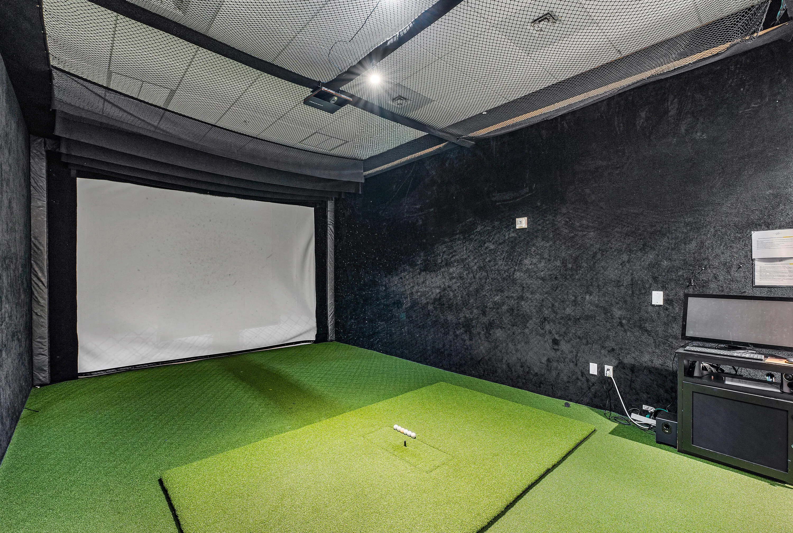 Virtual golf