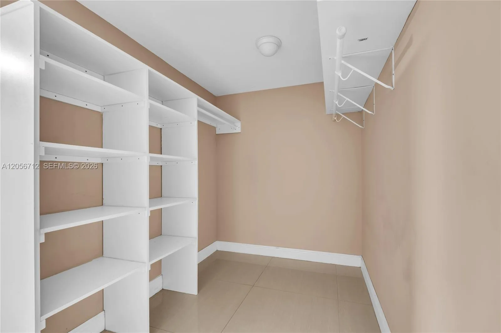 Main bedroom Closet