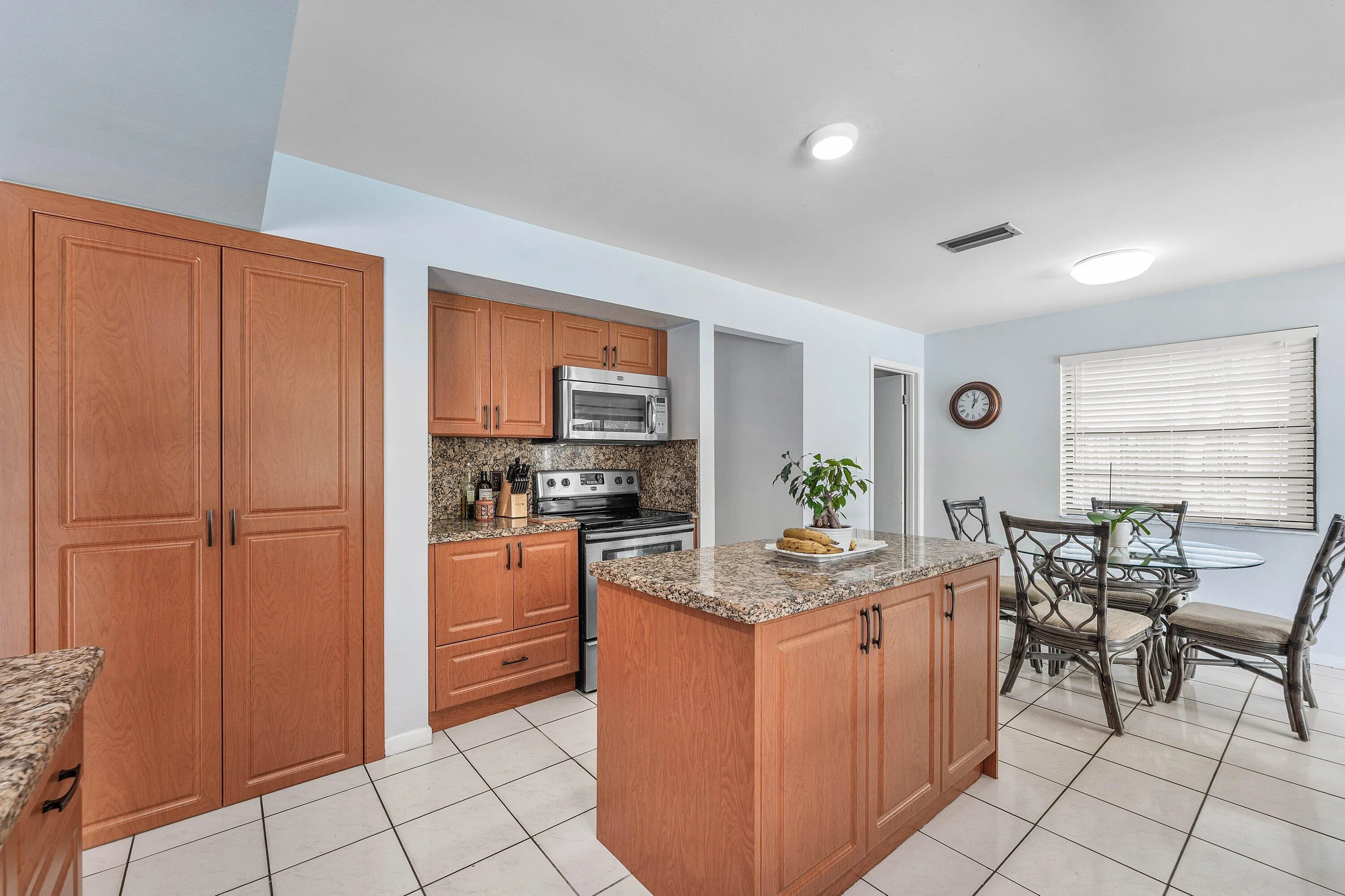 011-1217Northwest111thWay-CoralSprings-F