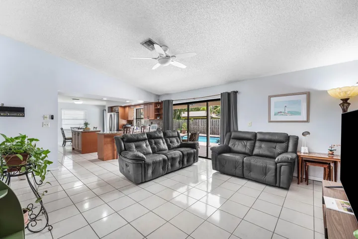 017-1217Northwest111thWay-CoralSprings-F