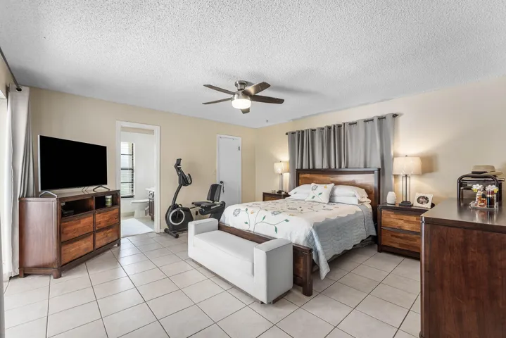 023-1217Northwest111thWay-CoralSprings-F