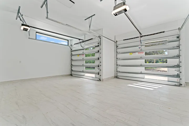 2 Car Garage