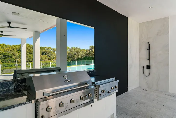 Summer Kitchen