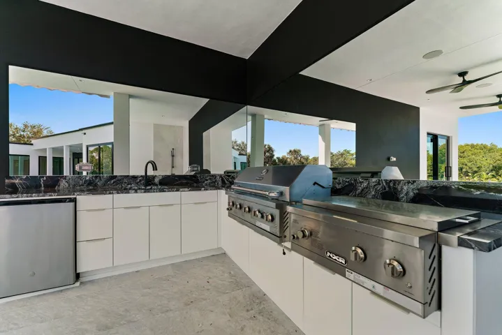 Summer Kitchen