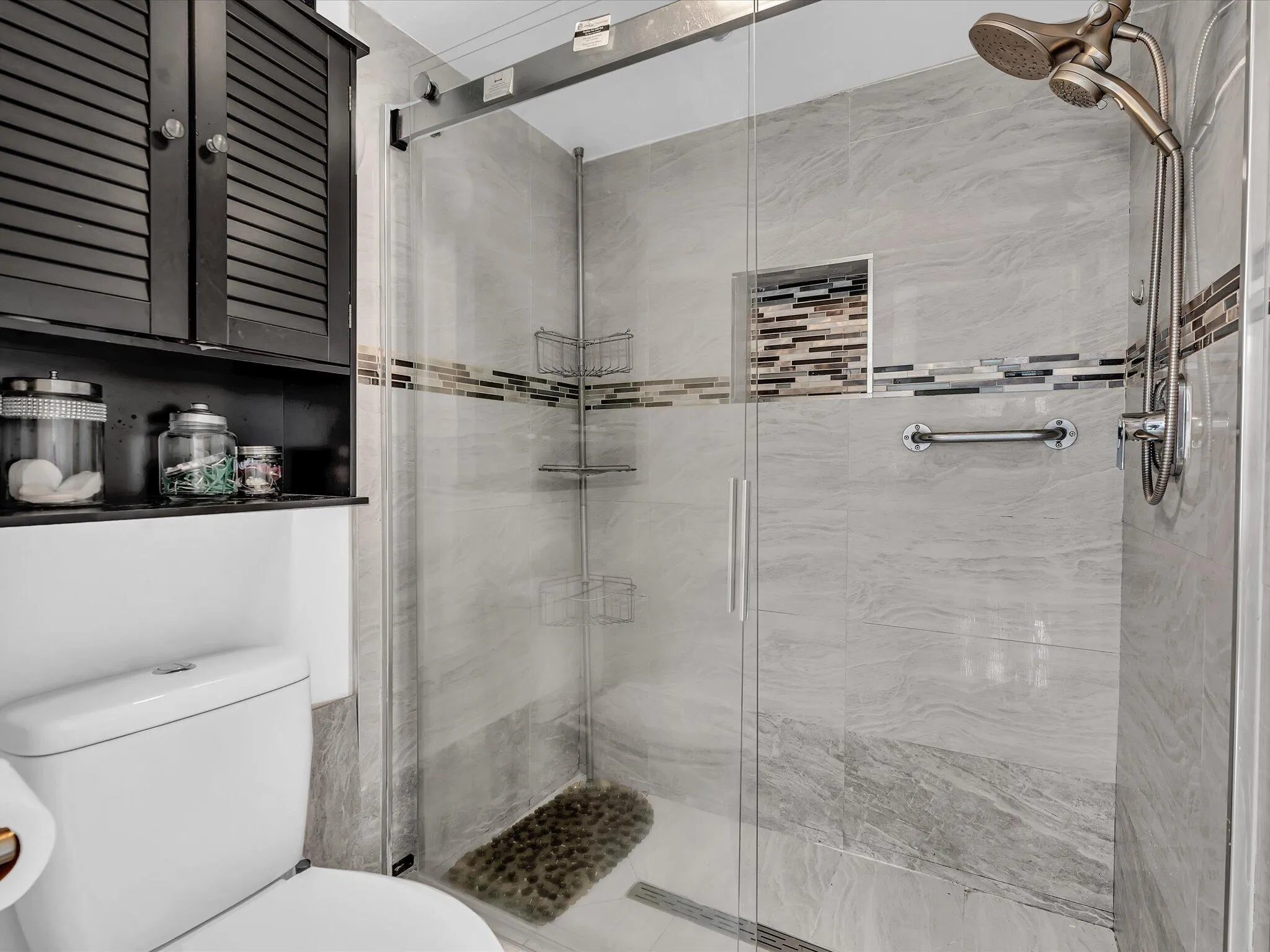Master shower