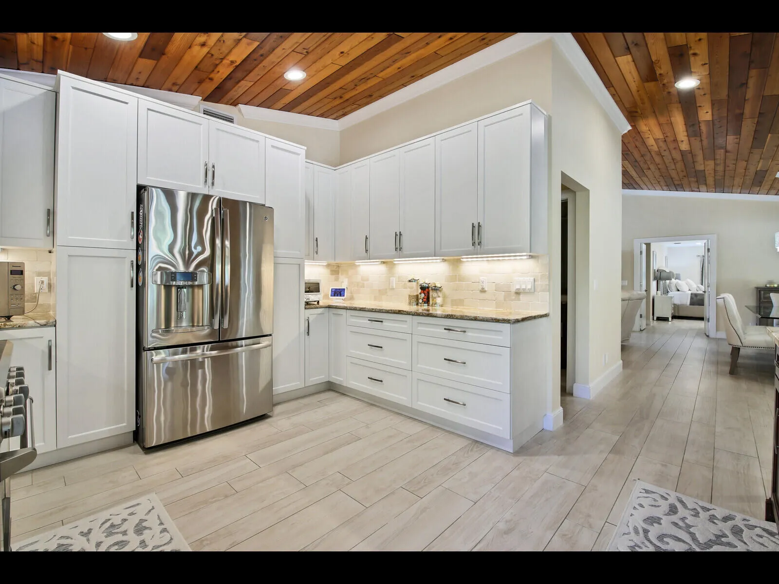 451 KITCHEN 2