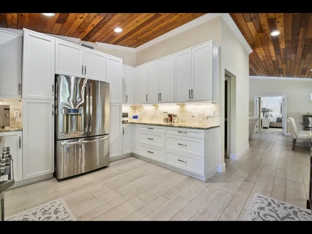 451 KITCHEN 2