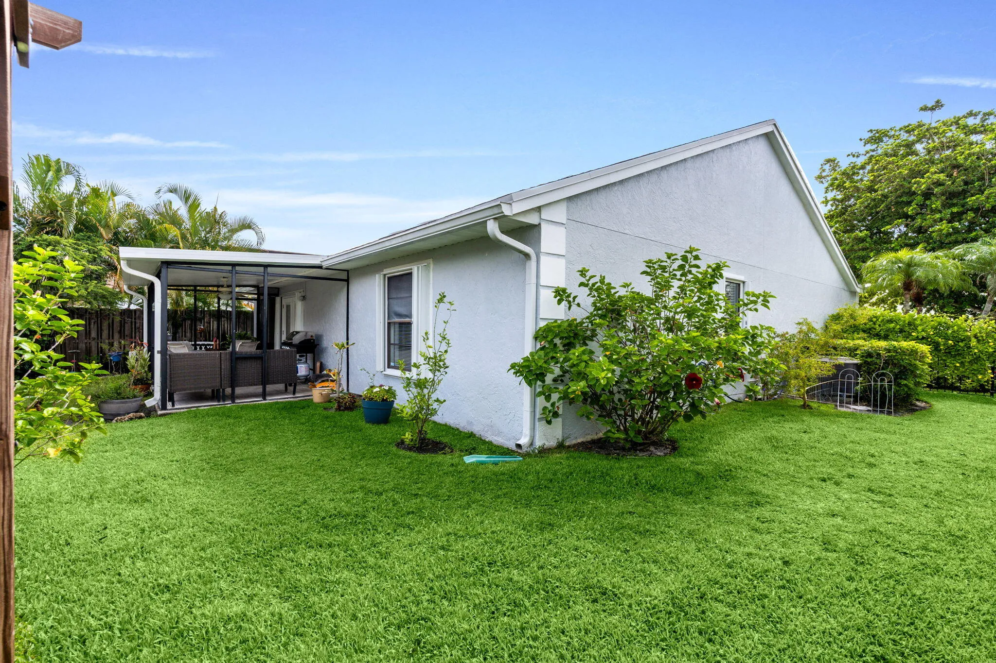 42-web-or-mls-A7409769