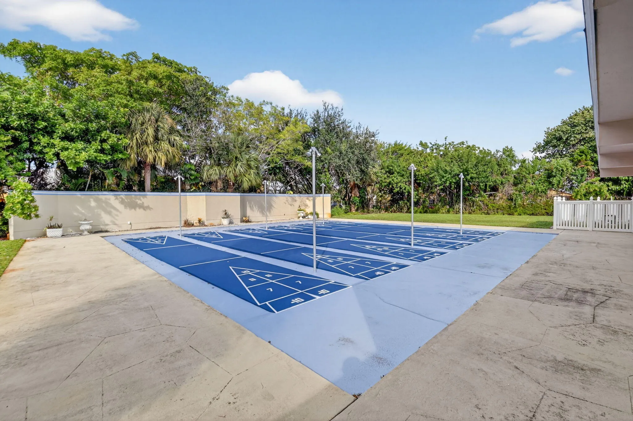 Shuffle Board