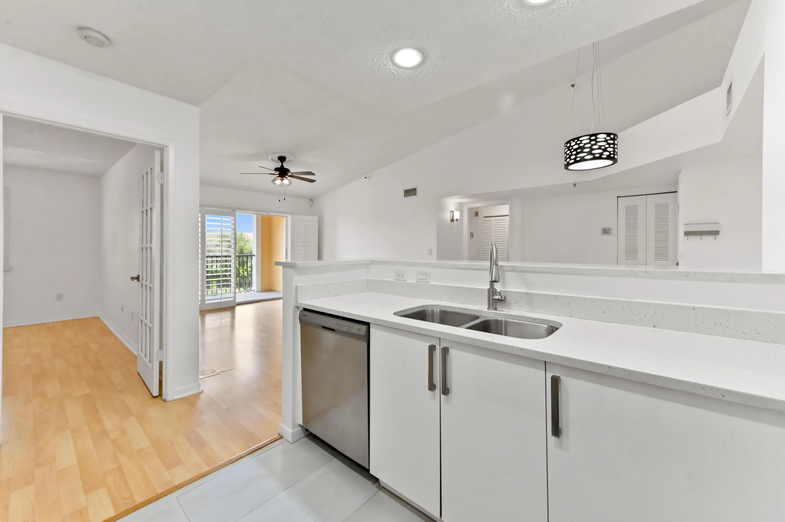 12 kitchen 03