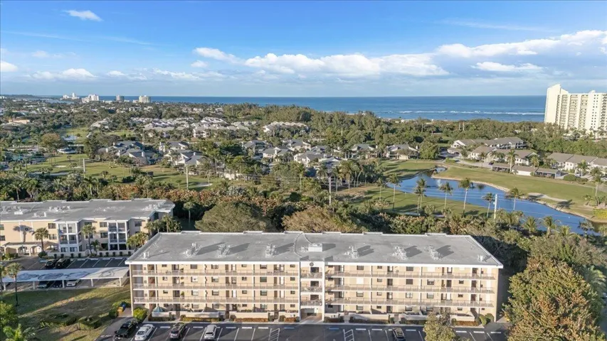 50-50- 300 N Hwy A1A 304D