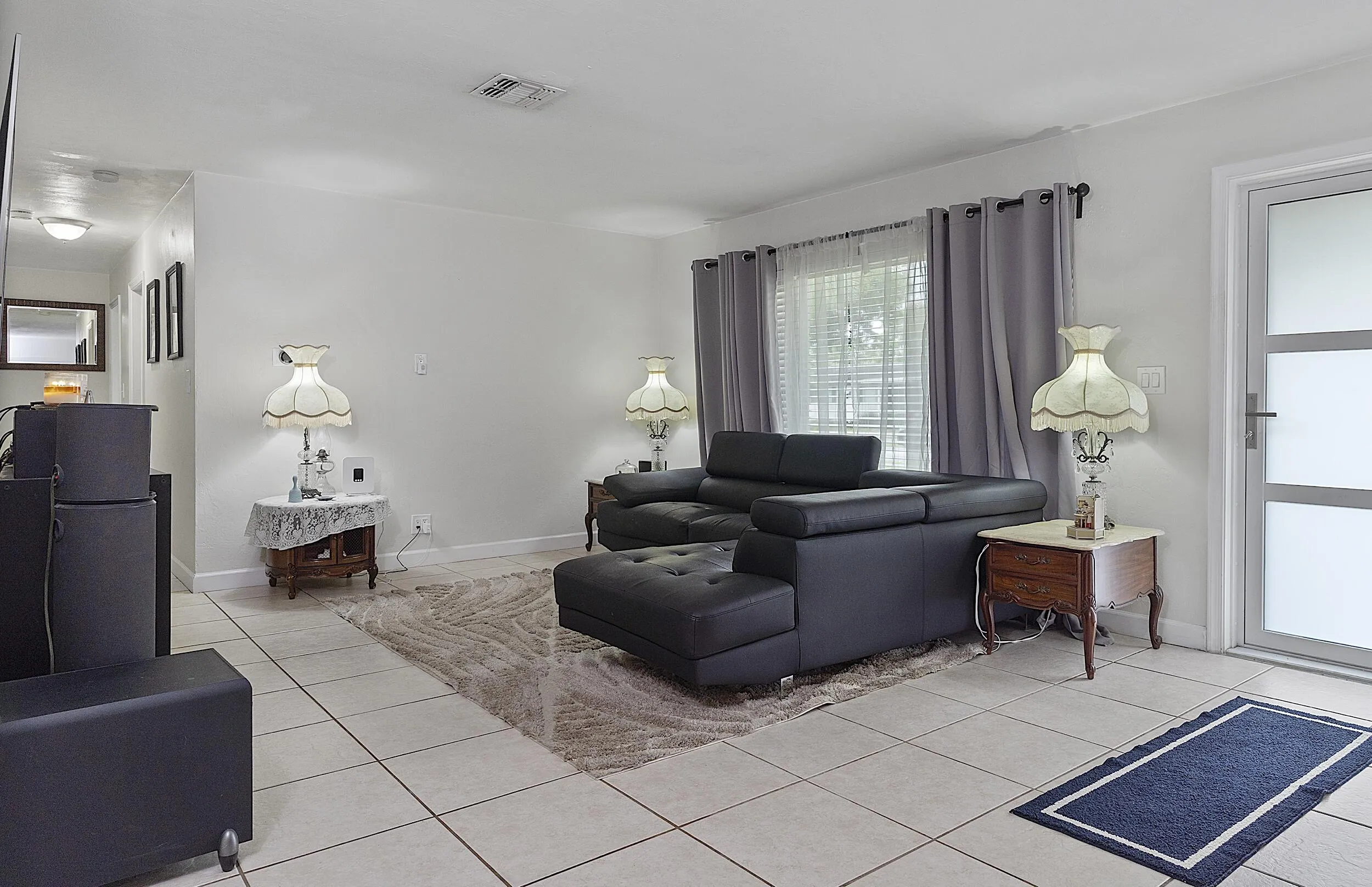 830 SW 1st Ave Pompano Beach - - 009