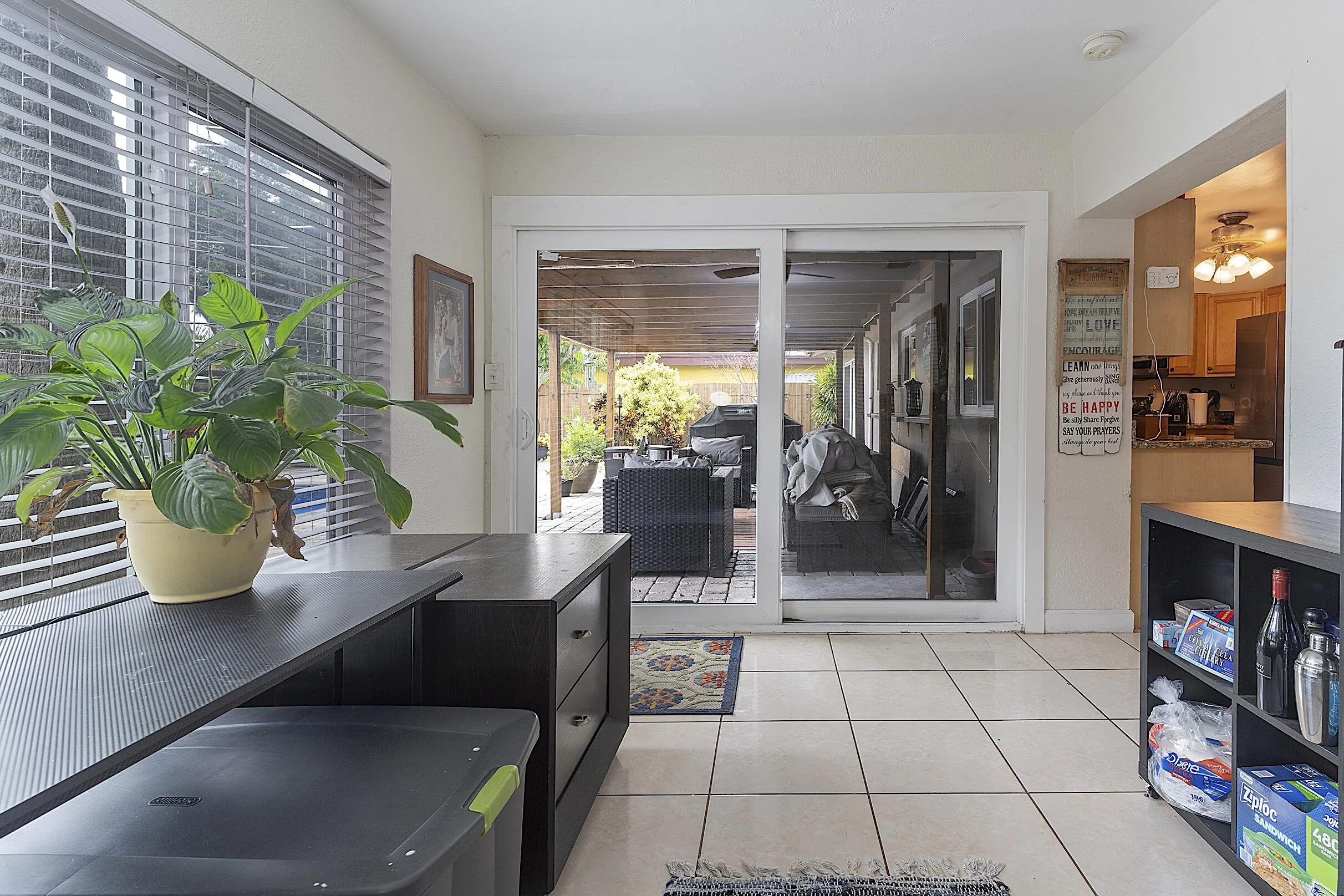 830 SW 1st Ave Pompano Beach - - 023