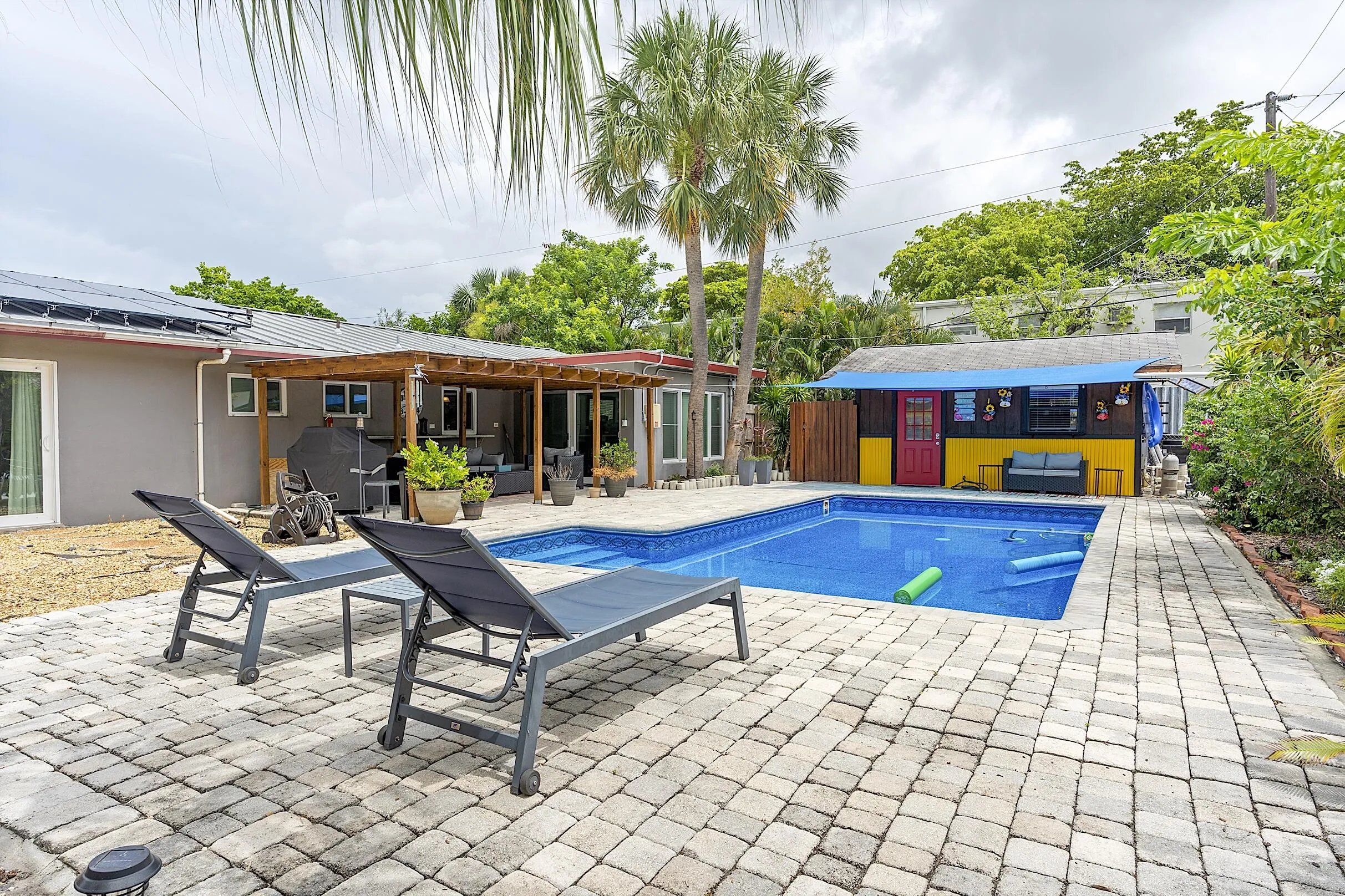 830 SW 1st Ave Pompano Beach - - 051