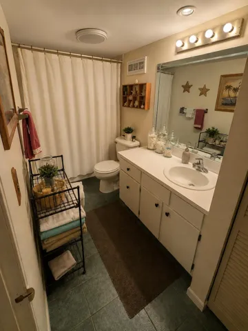 Upstairs bathroom