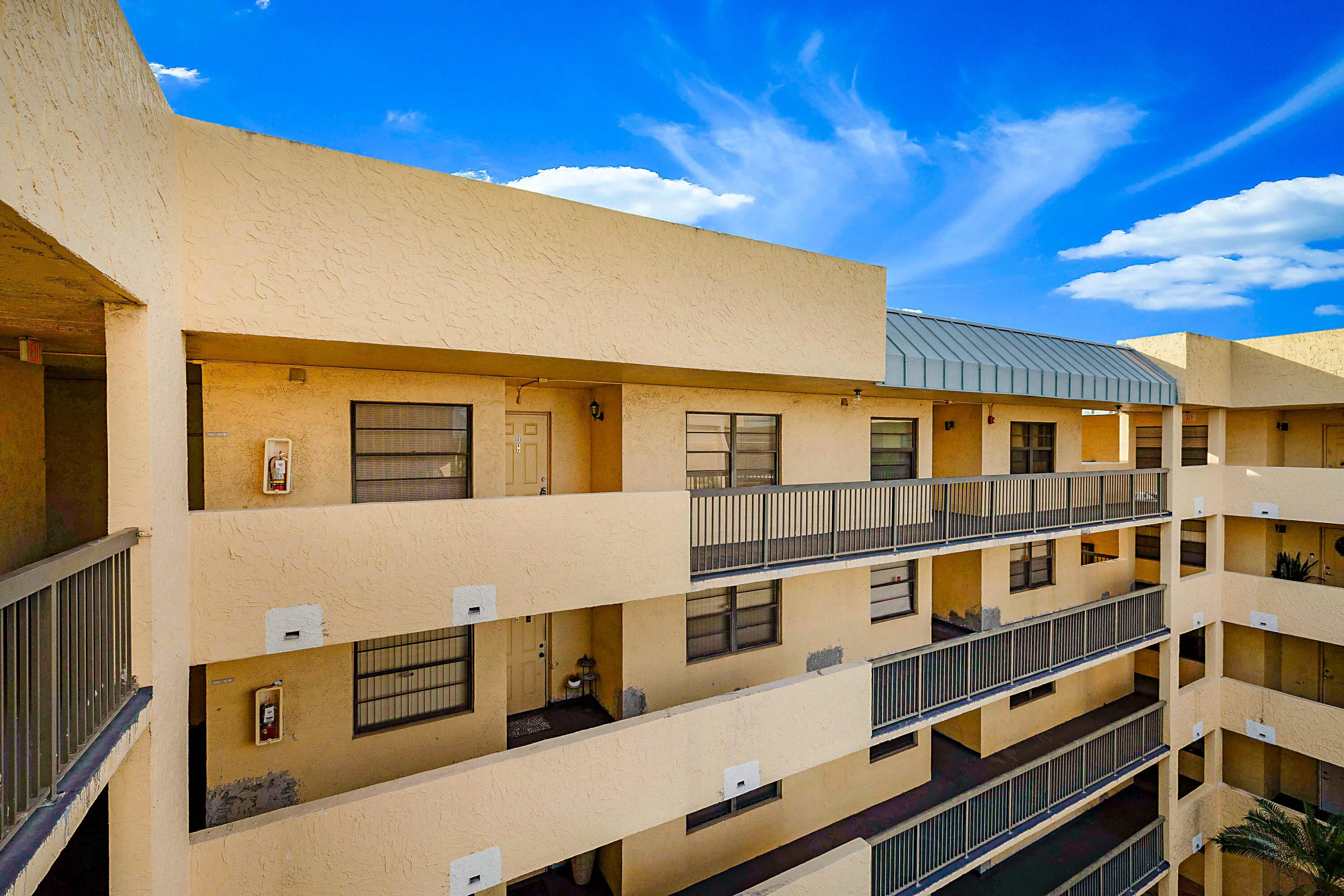 6475 West Oakland Park Blvd #505 -24