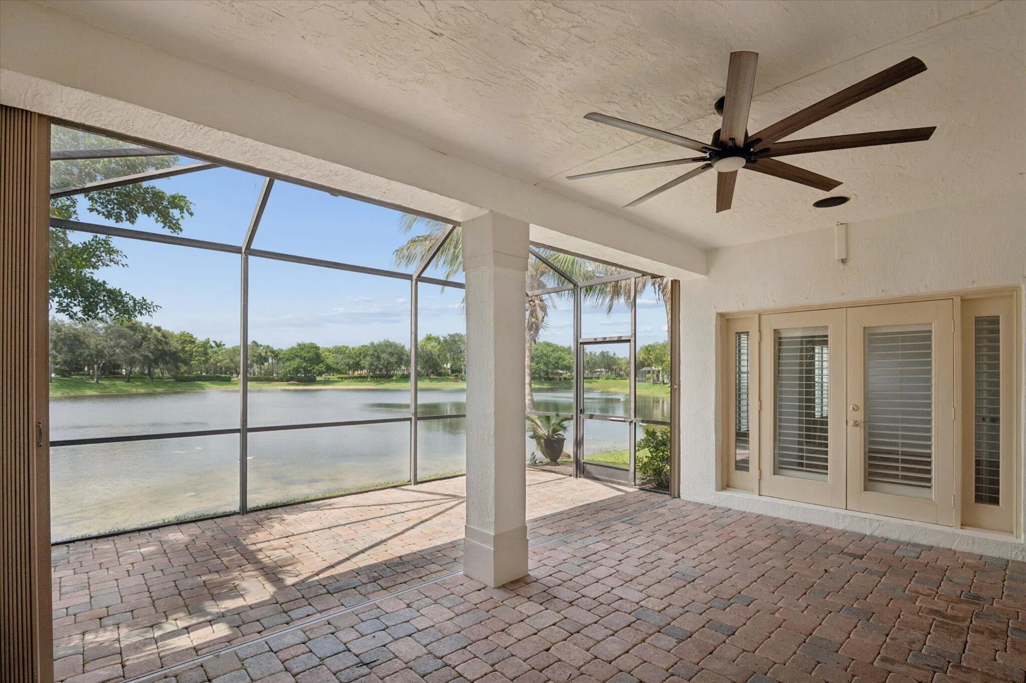 20-Klein-11289 NW 65th Mnr-20