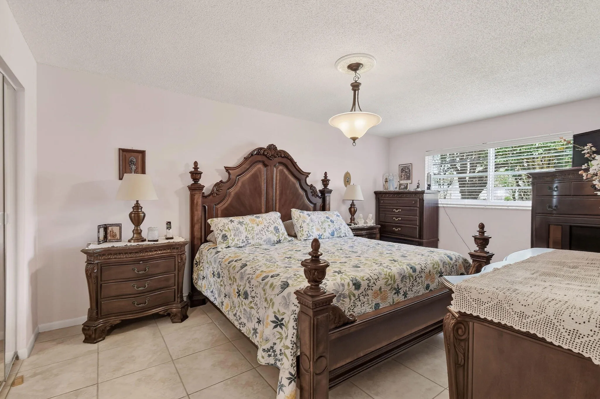 770LoriDr#253(26)