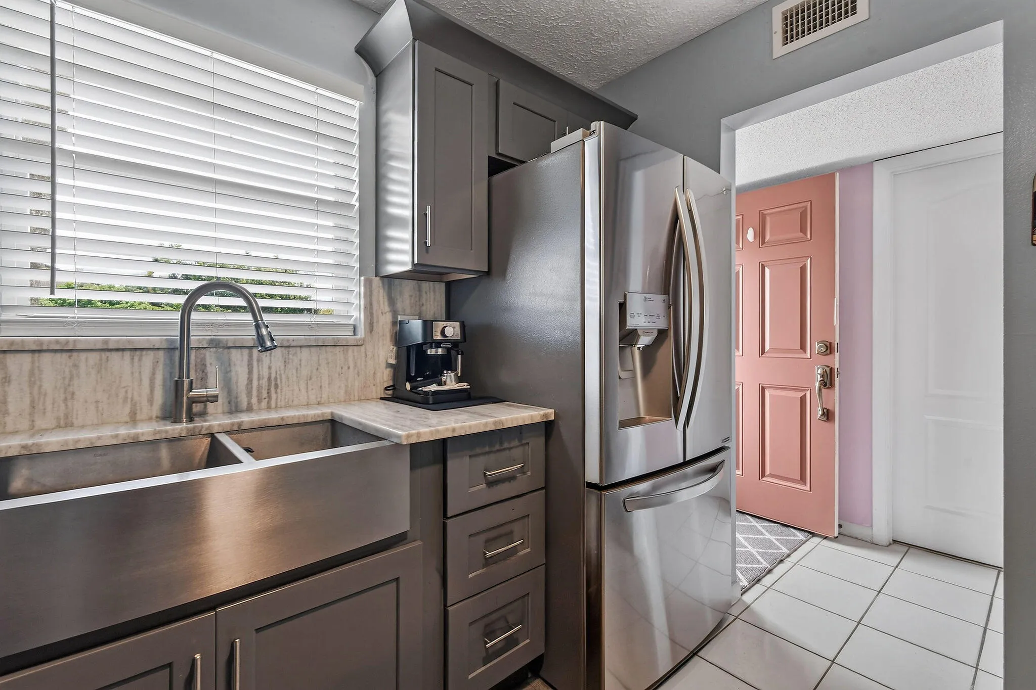 770LoriDr#253(21)