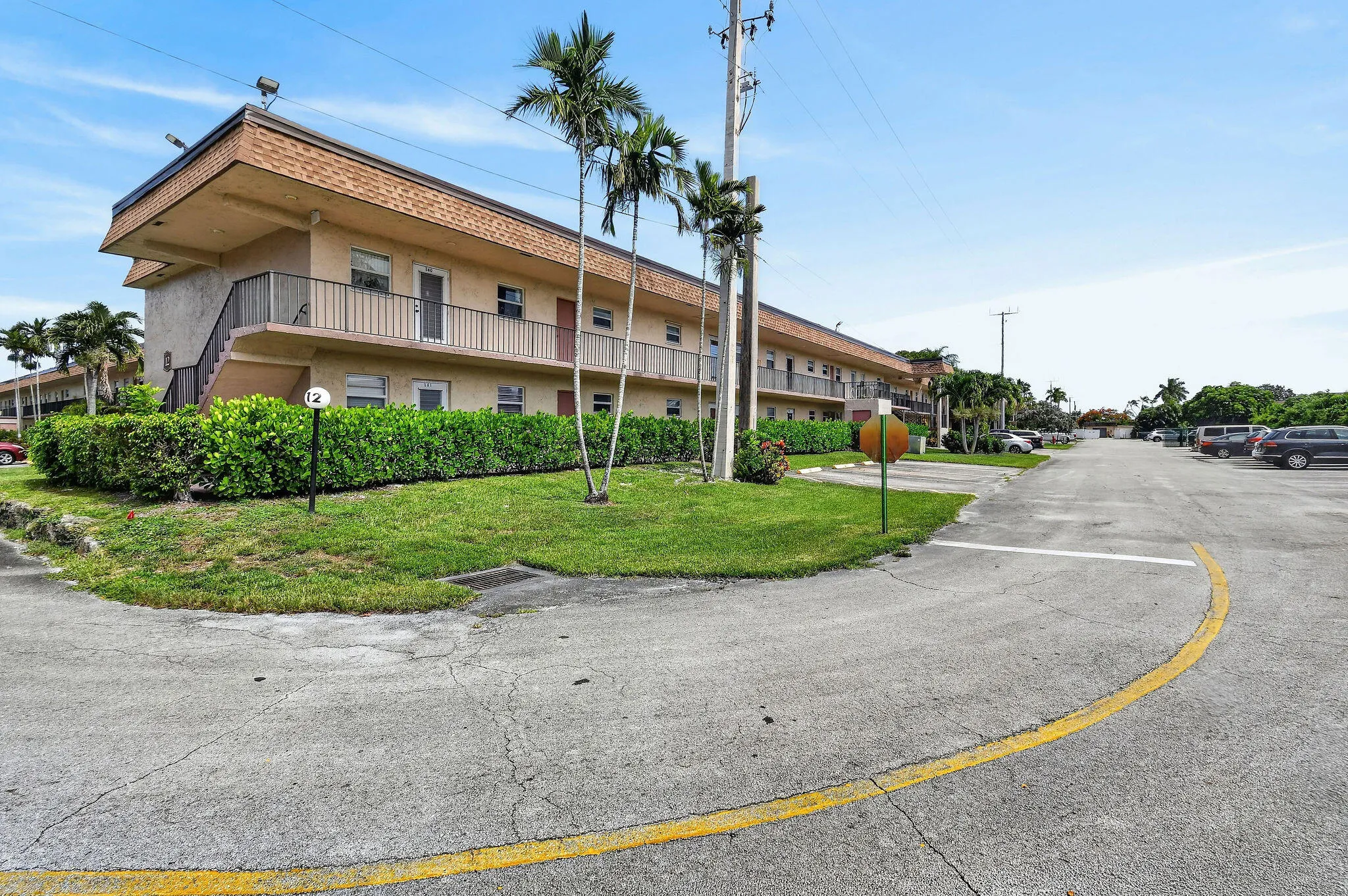 770LoriDr#253(37)