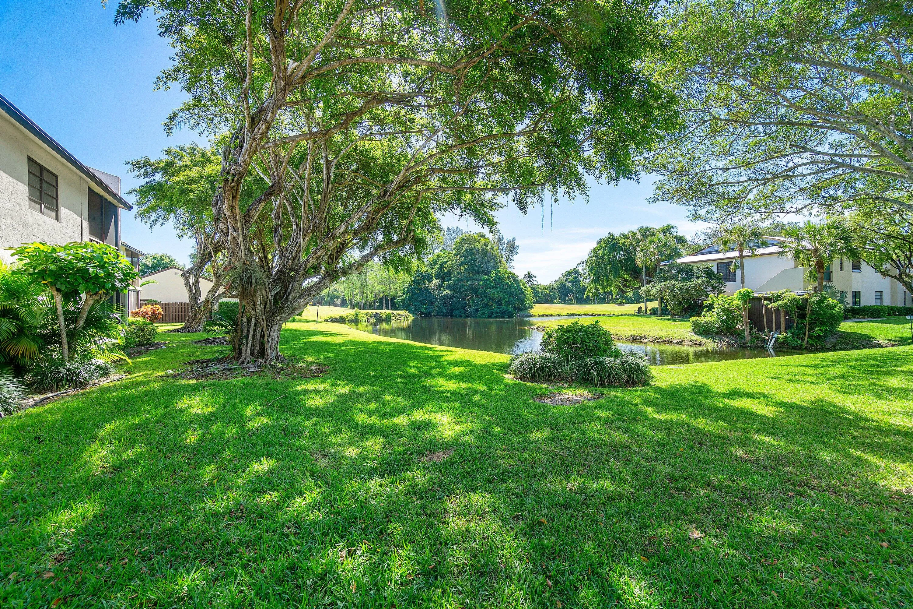 024-8436CypressLane-BocaRaton-FL-33433-S