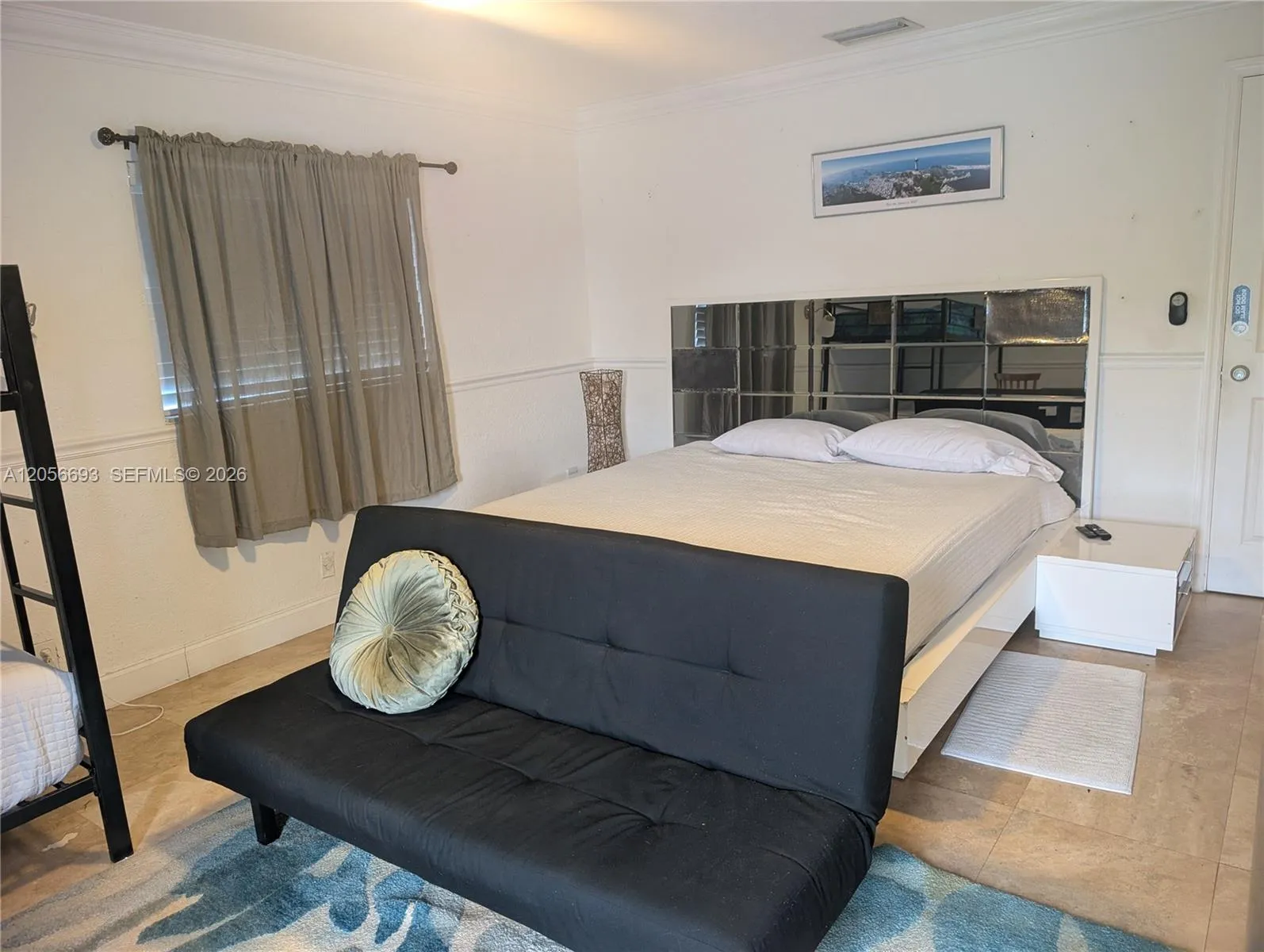 king bed, futon sofa/bed