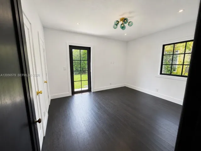 Bedroom/Den/Office​​‌​​​​‌​​‌‌​‌‌​​​‌‌​‌​‌​‌​​​‌​​